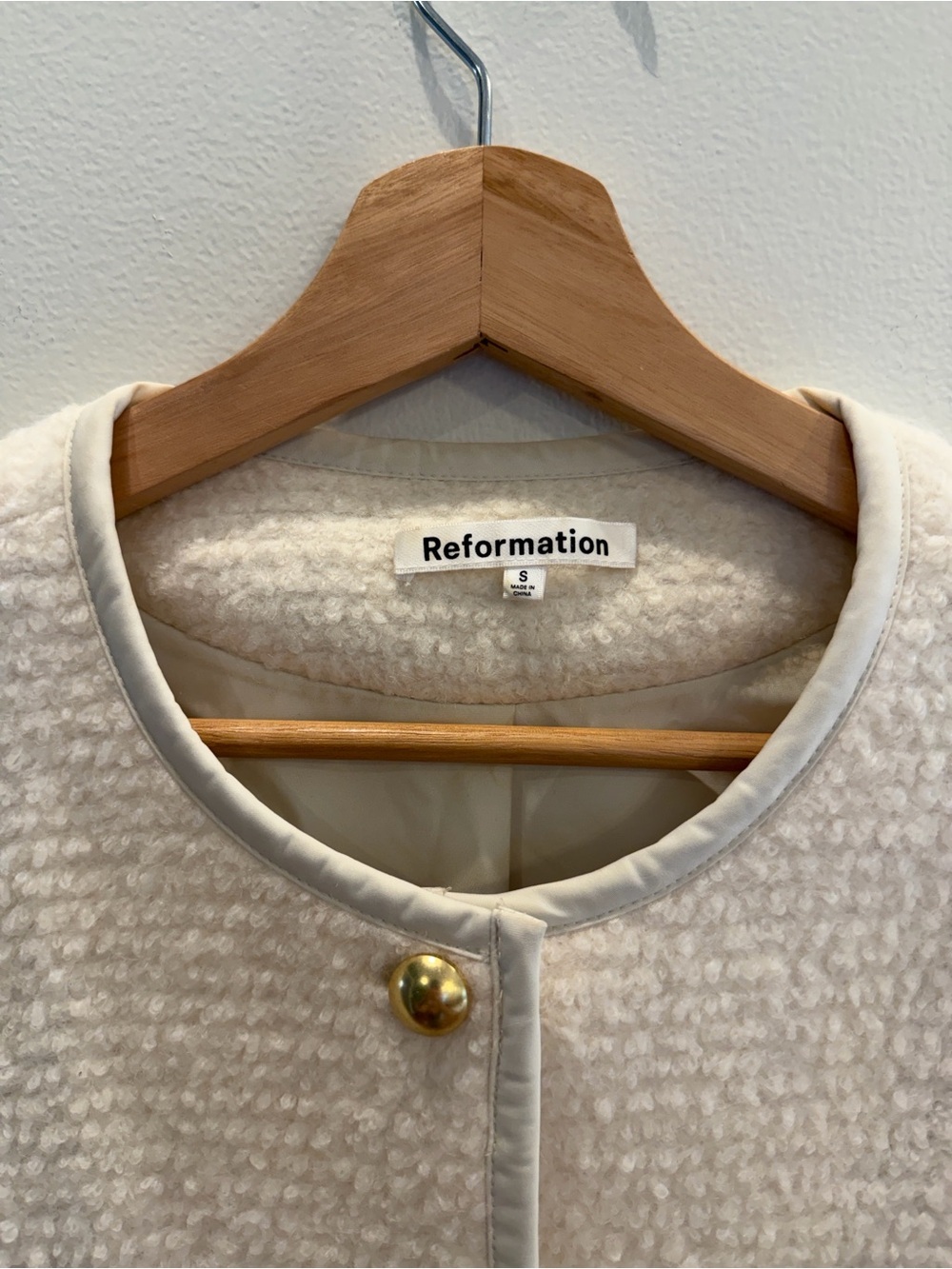 Reformation Dale Cropped Jacket Cream Bouclé Button Jacket - Picture 4 of 12